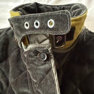 Tag attached and never worn/by C&D RIGDEN & SON in Quilted Velvet made in Italy